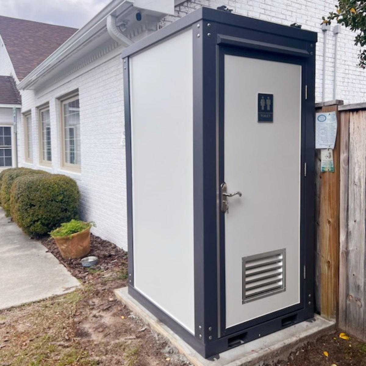 [CLEARANCE] Portable Restroom with Sink