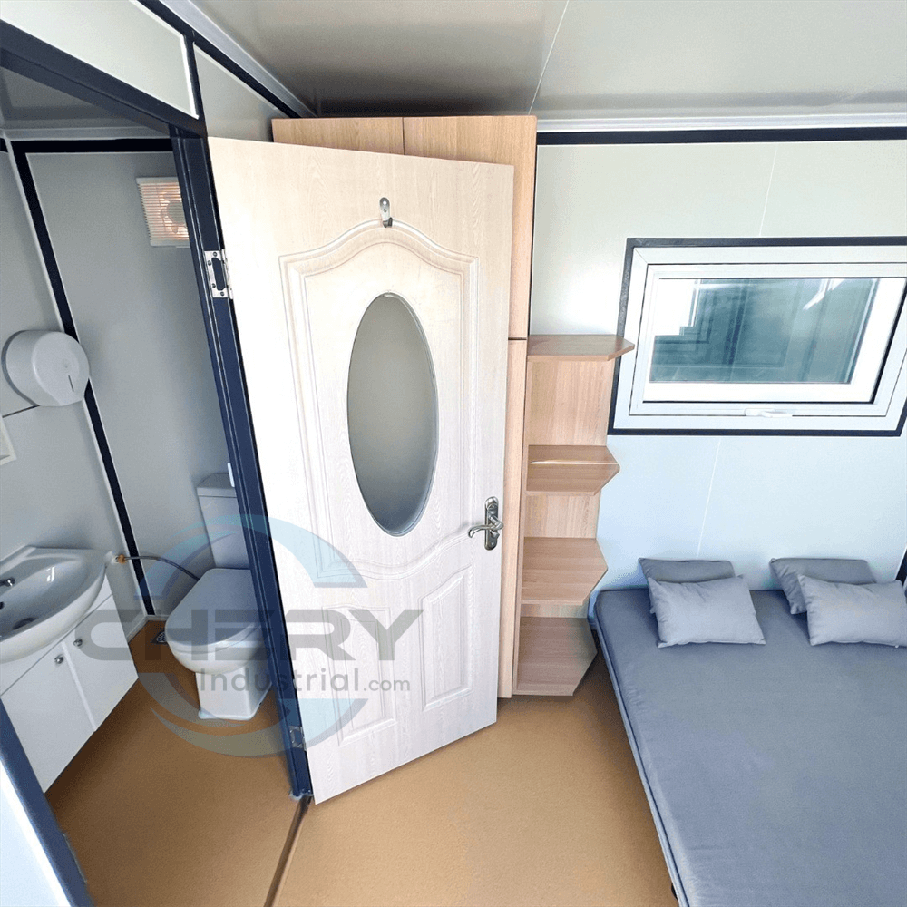 [CLEARANCE] Portable Office with Bedroom and Bathroom