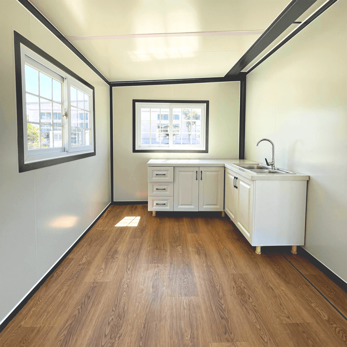 [CLEARANCE] Expandable Prefab House 19ft x 20ft with Cabinet
