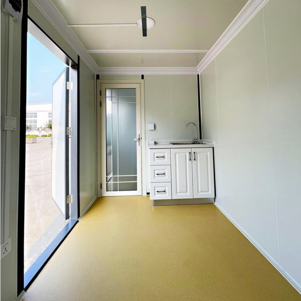 [CLEARANCE] Portable Office 7ft x 20ft with Bathroom